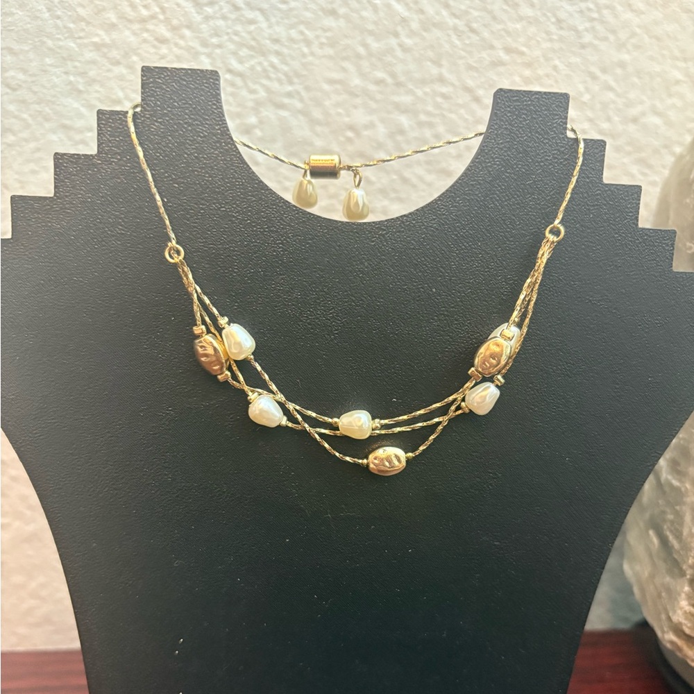Banana Republic Gold Tone & Pearl Bracelet